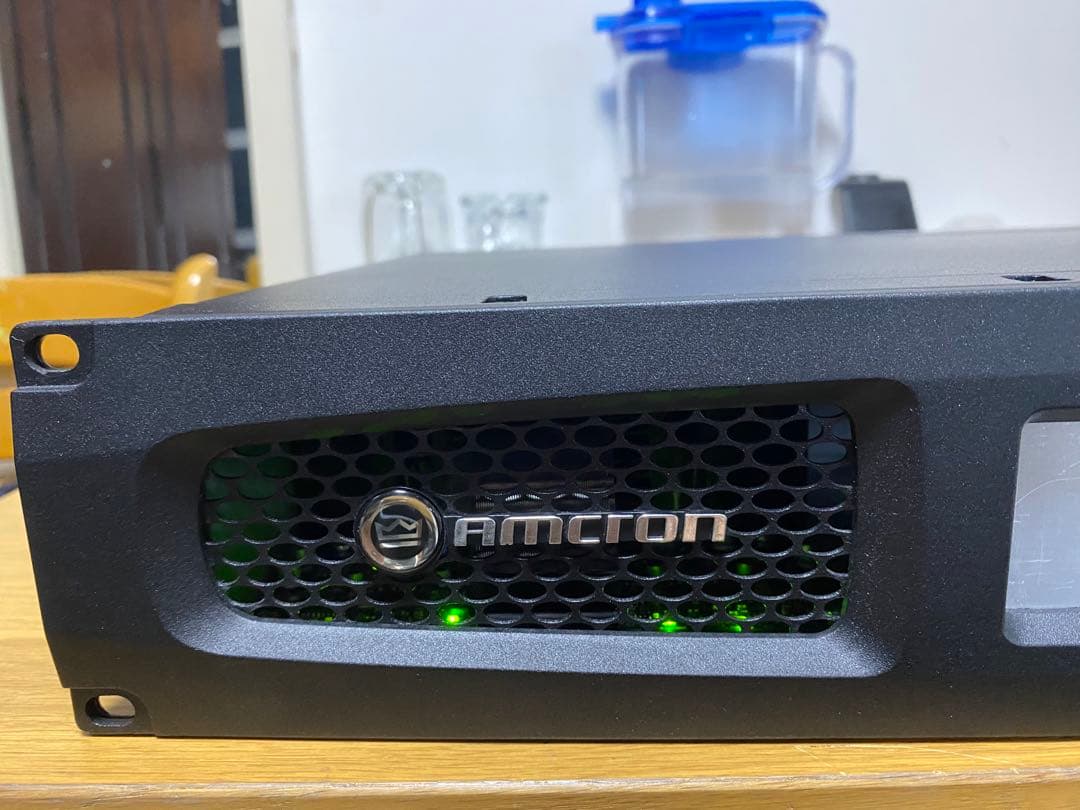 Amcron DCi4|300 パワーアンプ アムクロン オーディオ機器 中古