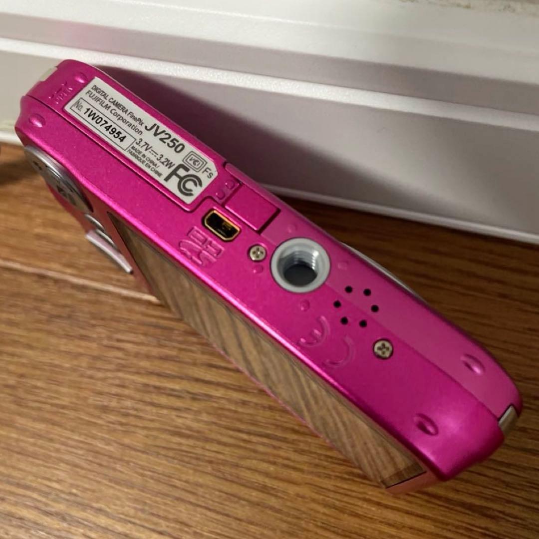 富士フィルム　コンパクトデジタルカメラ　JV250 ピンク Fujifilm