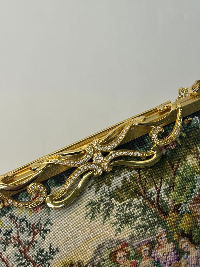 新品未使用　プチポアン刺繍　パーティーバック　　語らい