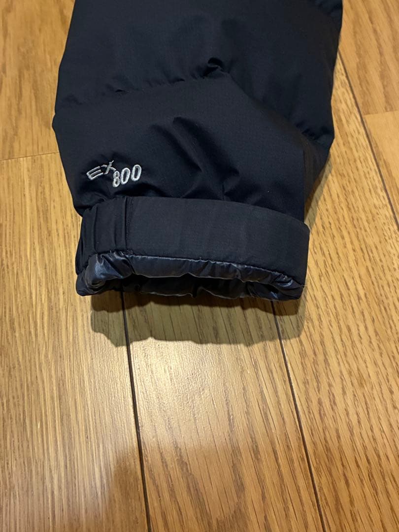 ※mont-bellパーマフロストライトダウンパーカ　M