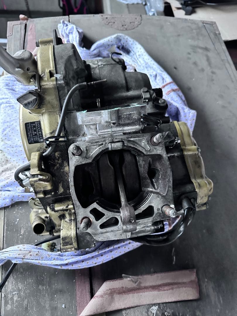 ヤサイアブラマシマシ 専用HONDA CRM250ARエンジン腰下ゴールド