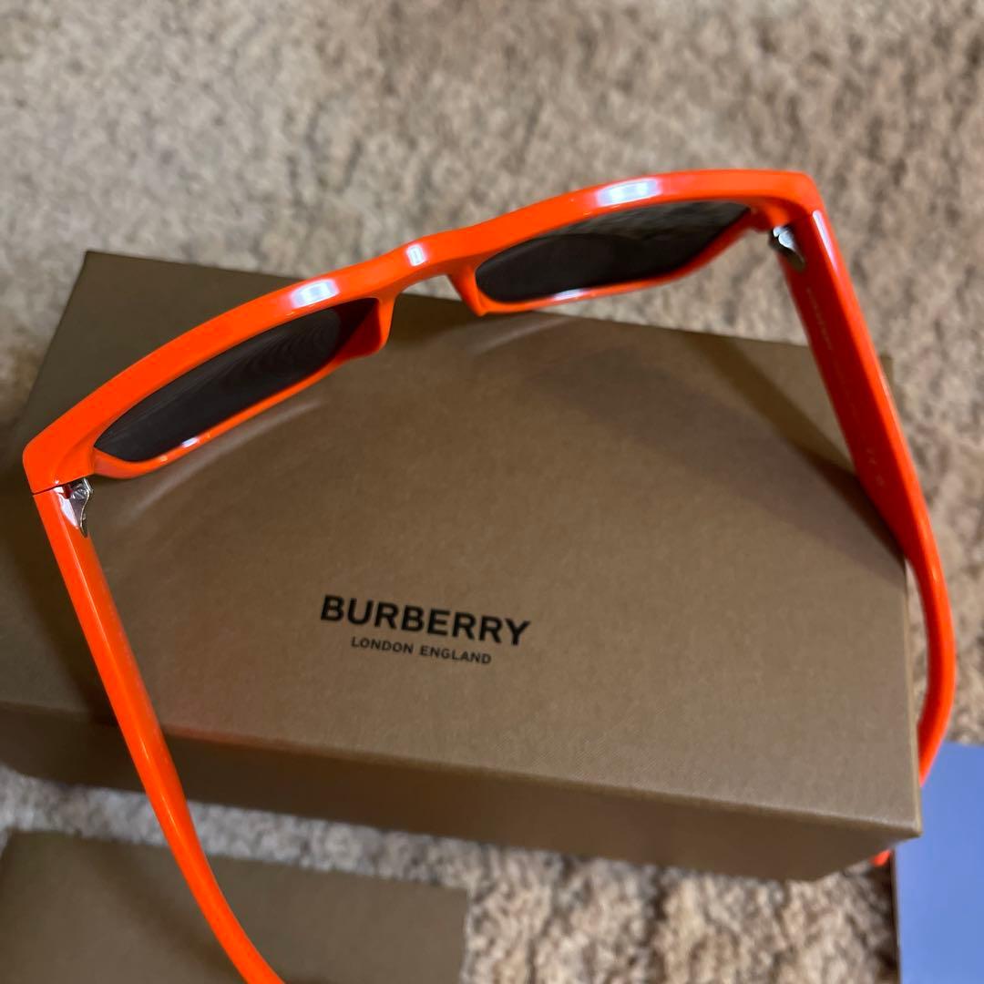済　BURBERRY オレンジ サングラス 付属品付き
