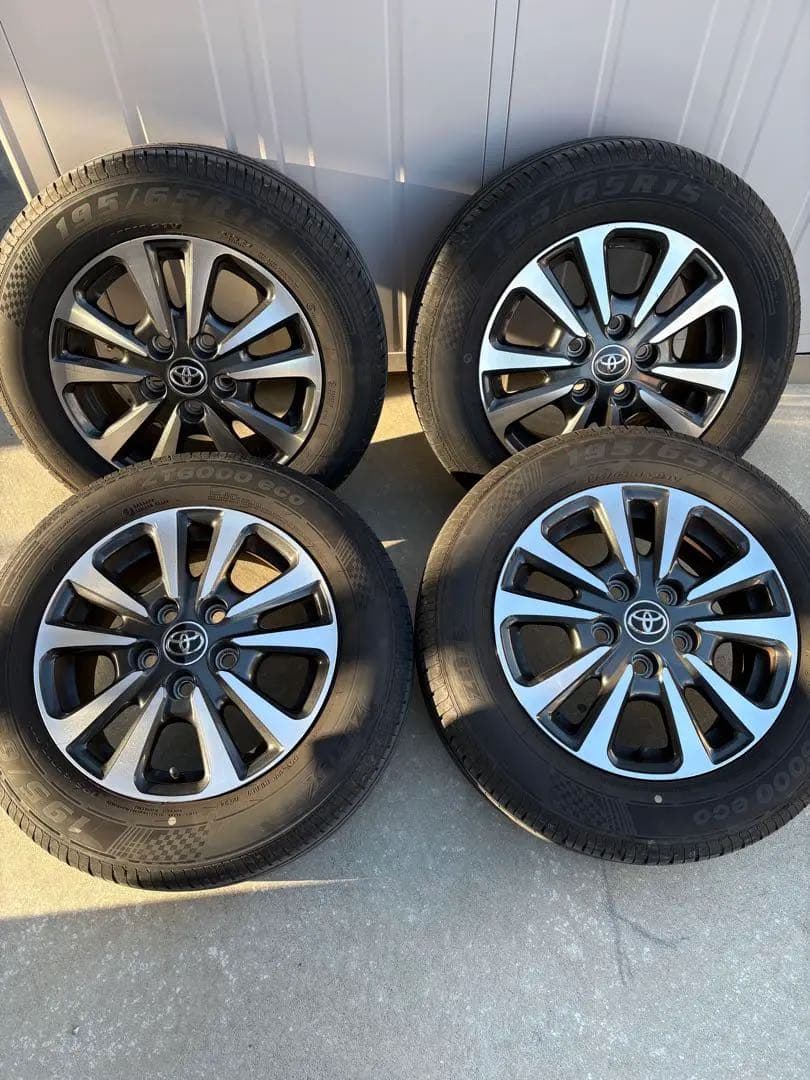 トヨタ純正ホイール　タイヤ４本セット　195\65r15