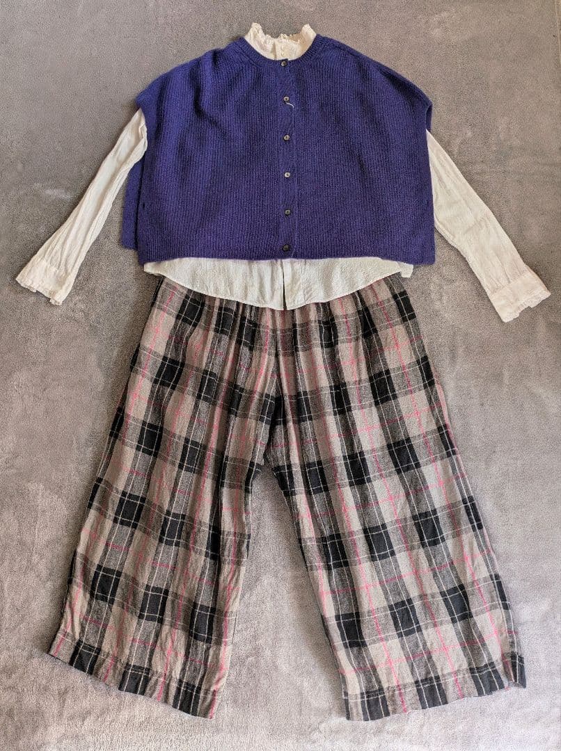 アデュートリステス エクストラファインウール2WAYニットベスト　未使用