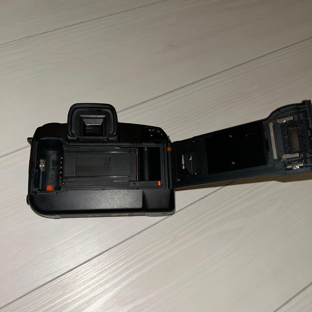 Canon EOS 5QD+EF 28-105mm+EF 100-300mm付き