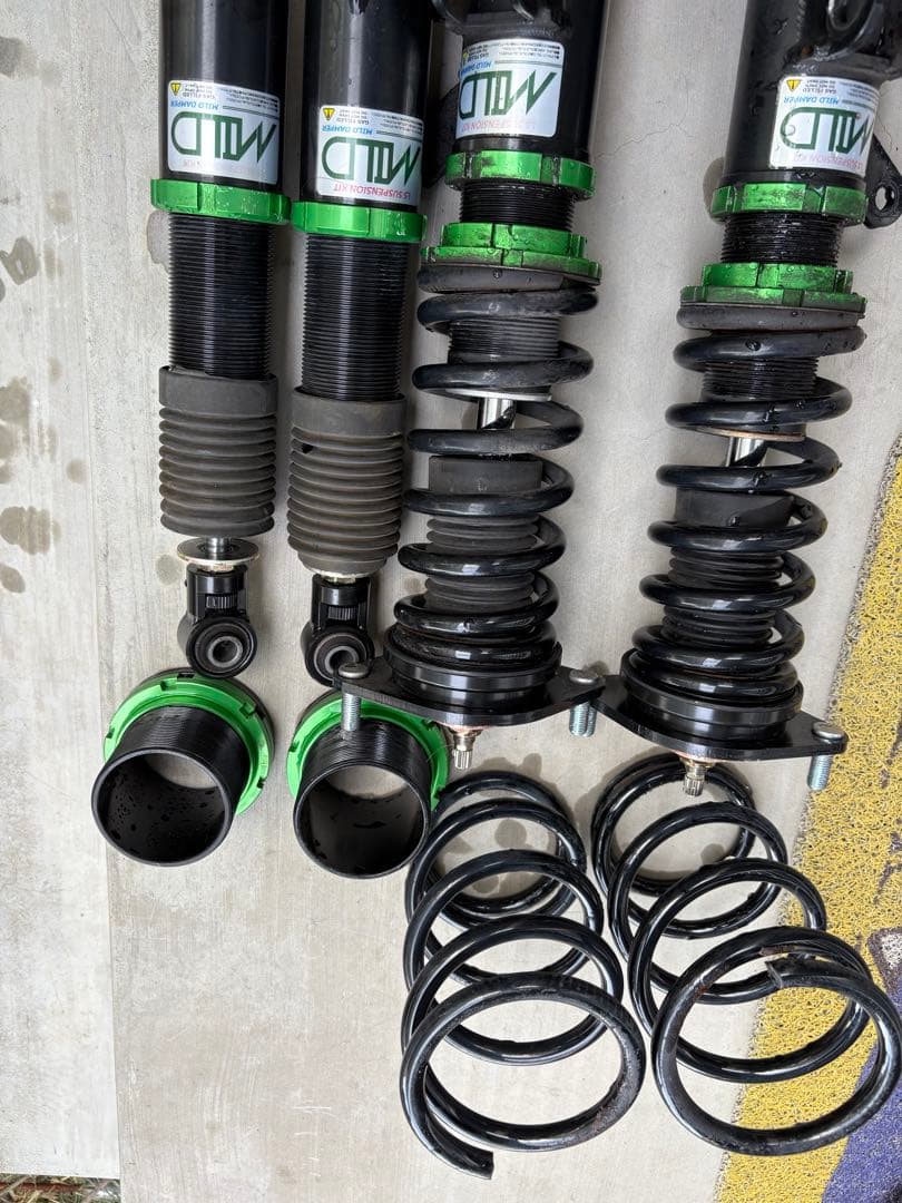 コイルオーバーサスペンションキット 黒/緑　da17vエブリィ
