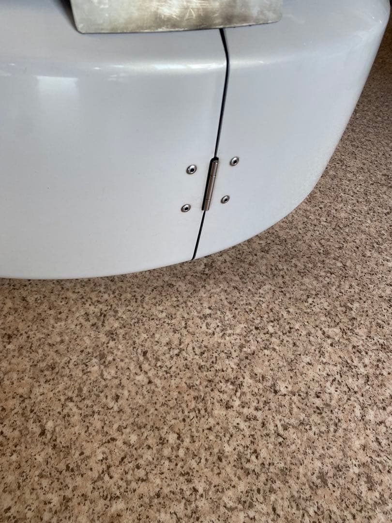 トヨタ ランドクルーザー　100用　背面タイヤカバー