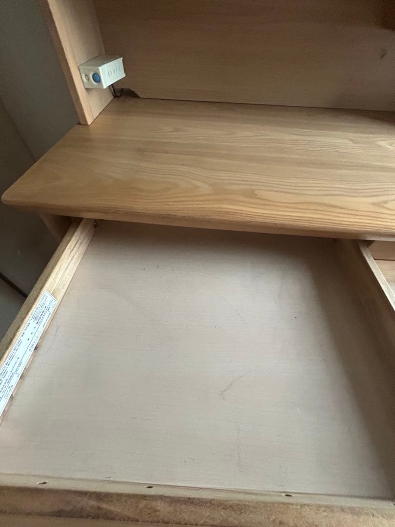 木製ナチュラルデザイン学習机　無垢材　ダーラナホース　北欧デザイン