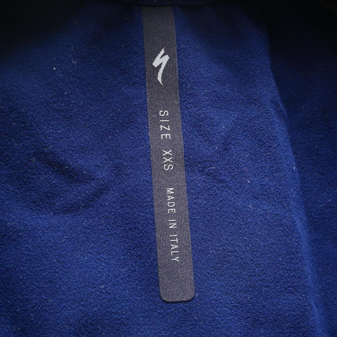 選手支給品 レッドブルボーラハンスグローエ ソフトシェルジャケット プロチーム