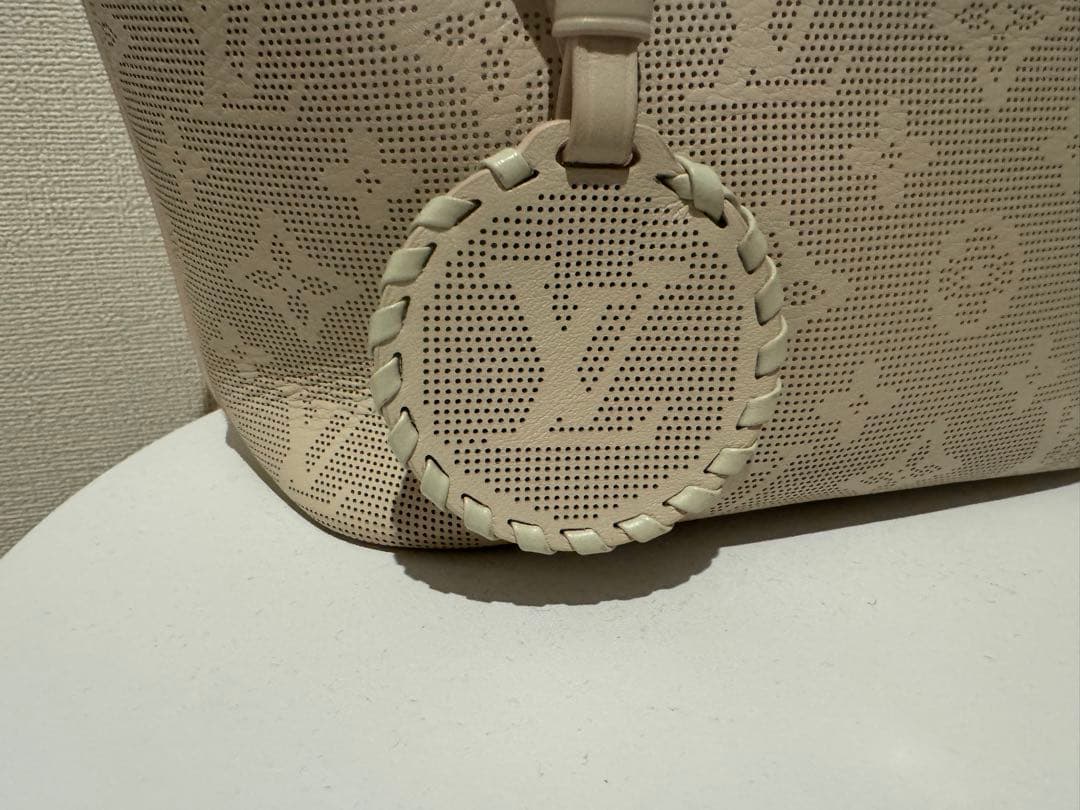 ルイヴィトン マヒナ リバーズ ブロッサム PM M24562 バッグ