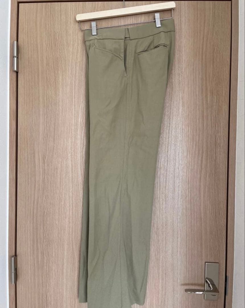 fumika uchida スラックス