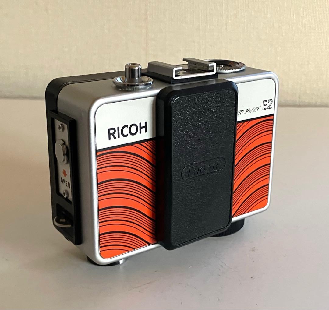 RICOH AUTO HALF E2 オートハーフ希少色　ラインレッド　美品