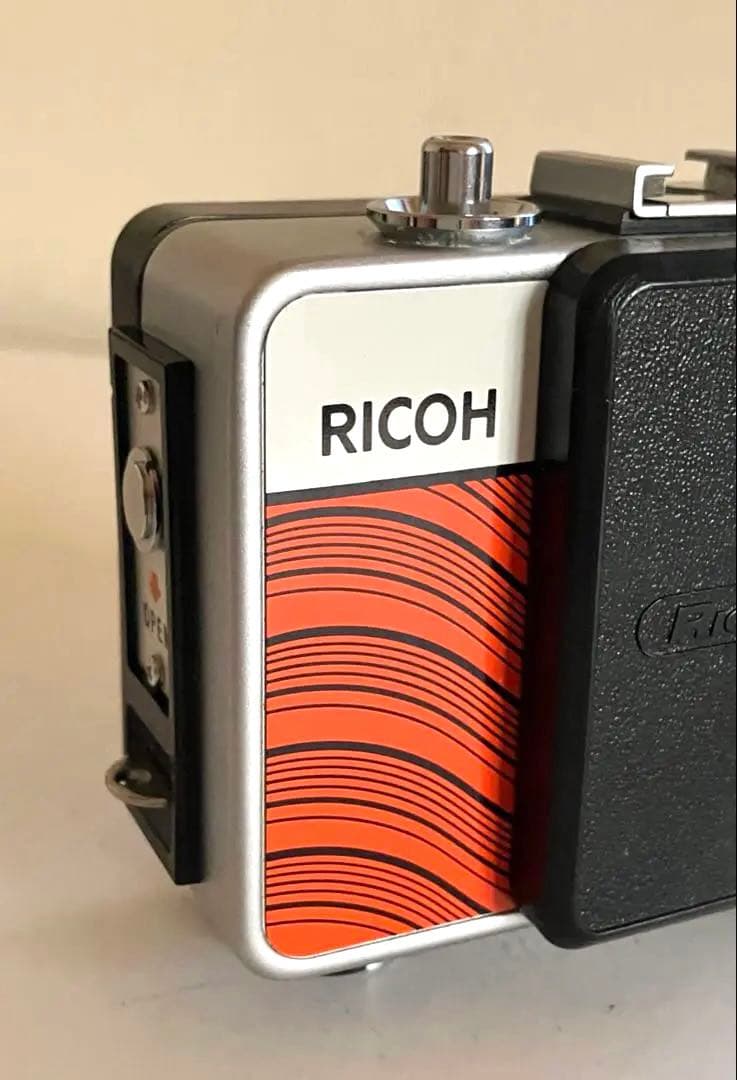 RICOH AUTO HALF E2 オートハーフ希少色　ラインレッド　美品