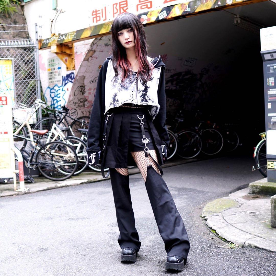 REFLEM レッグカバー付きレイヤードショーパン Amilige