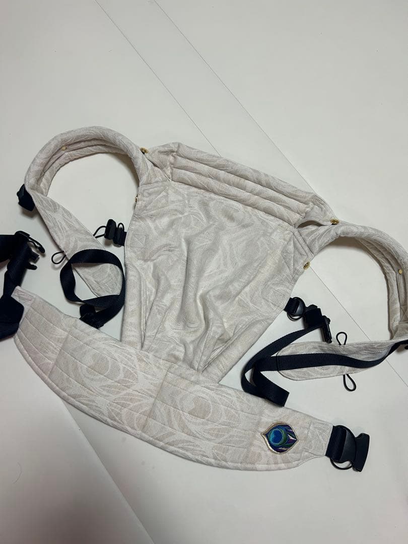 アーティポッペ アーガス・オート（リネン）抱っこ紐