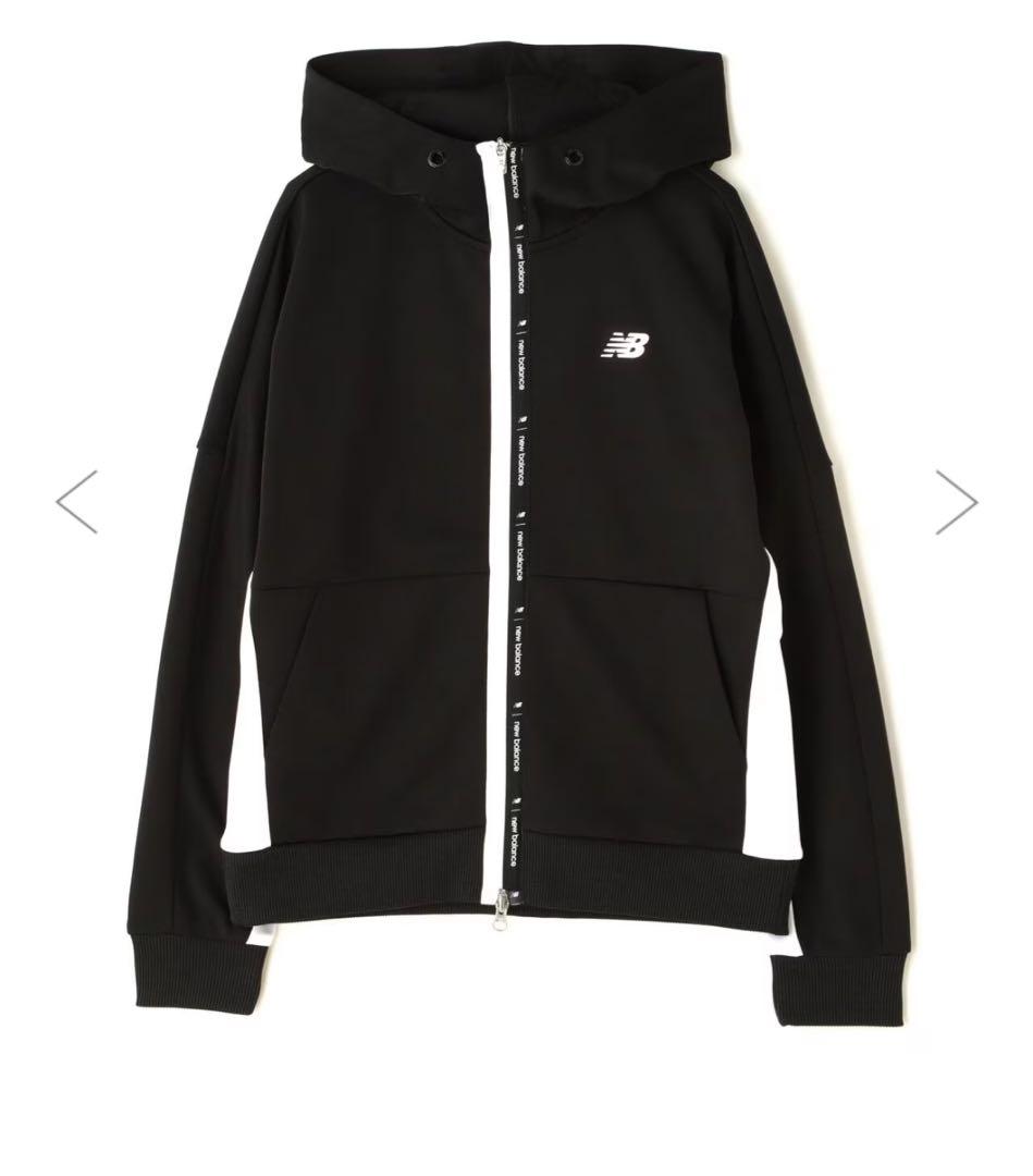 New Balance ブラック ジップアップパーカー