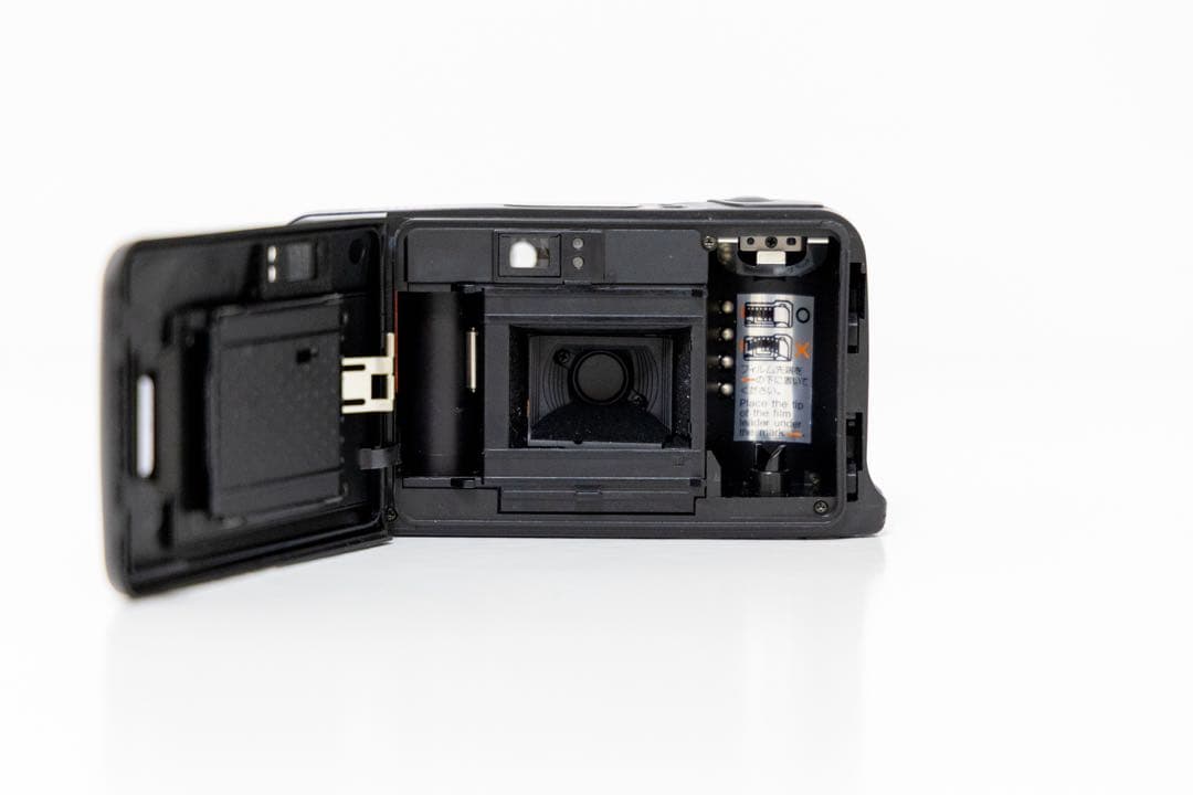 KYOCERA 京セラ Slim T Carl Zeiss Tessar