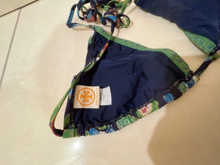 Tory burch トリーバーチ　水着 ビキニ 花柄。極美品