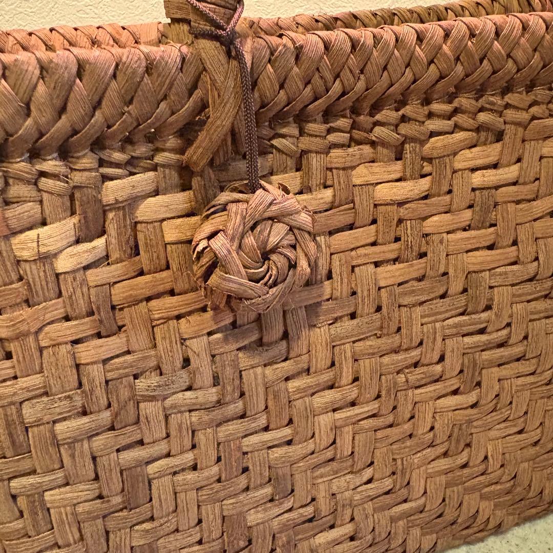 国産　山葡萄　手編み　かごバッグ①