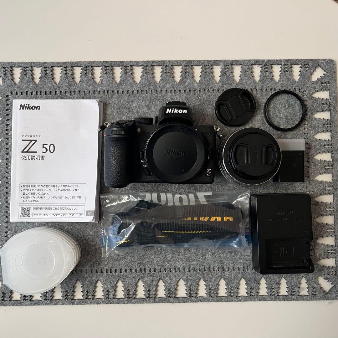 Nikon Z50 ショット数8,806回 ミラーレス一眼 カメラバック付属