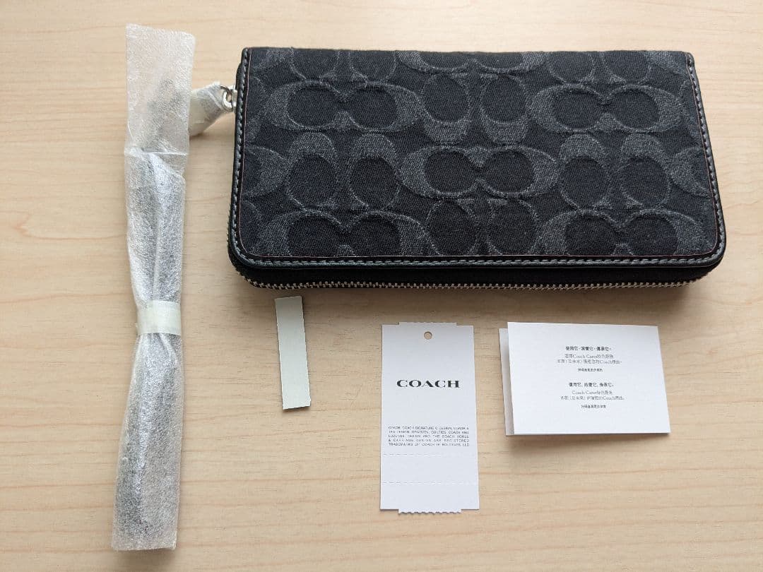 新品タグ付き＊COACH シグネチャーブラックデニム ロング長財布＊Unisex