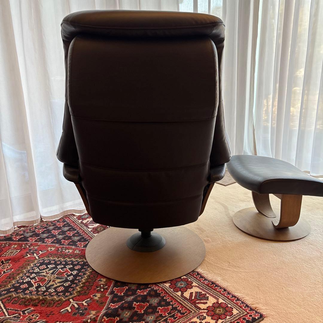 カリモク　THE FIRST