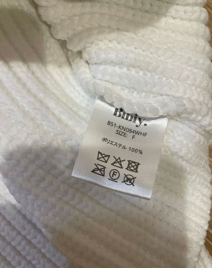 【新品未使用】Bibiy. ニットワンピース ホワイト