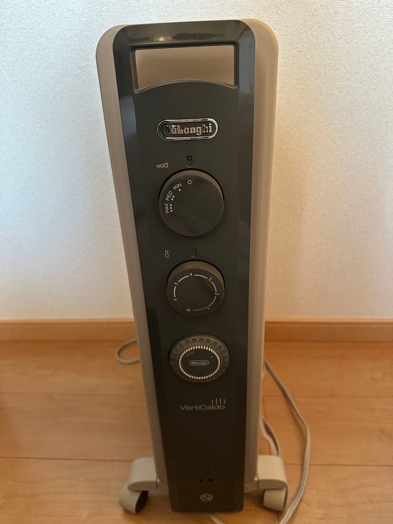 デロンギ　オイルヒーター　RHJ21F0812-GY