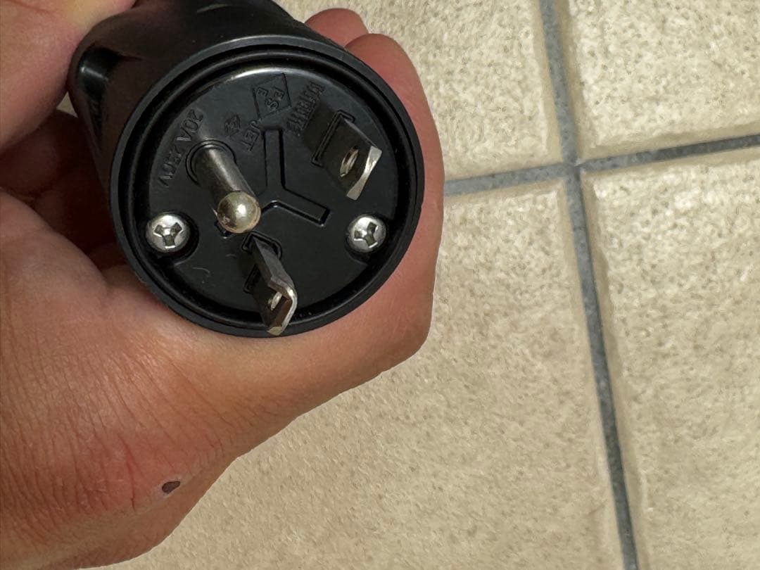  純正　充電ケーブル　#1