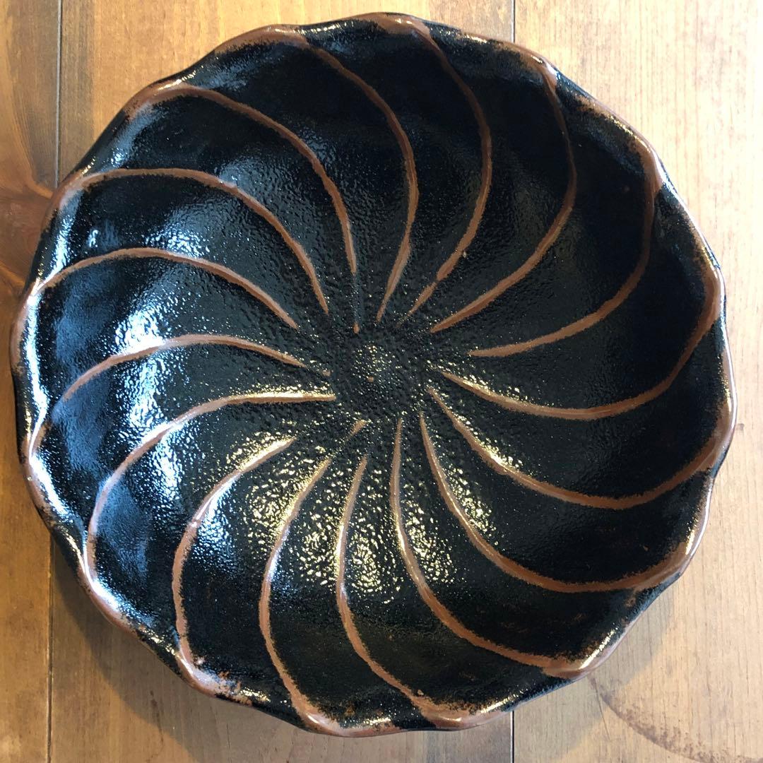 丹波立杭焼清水俊彦窯の黒釉花弁尺鉢：検）民藝　生田和孝