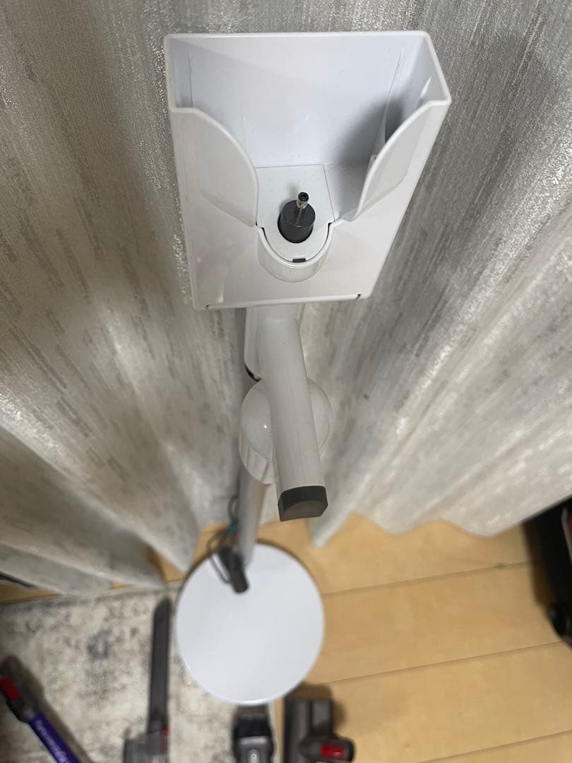 【美品】ダイソン digital slim SV18 スタンド付け