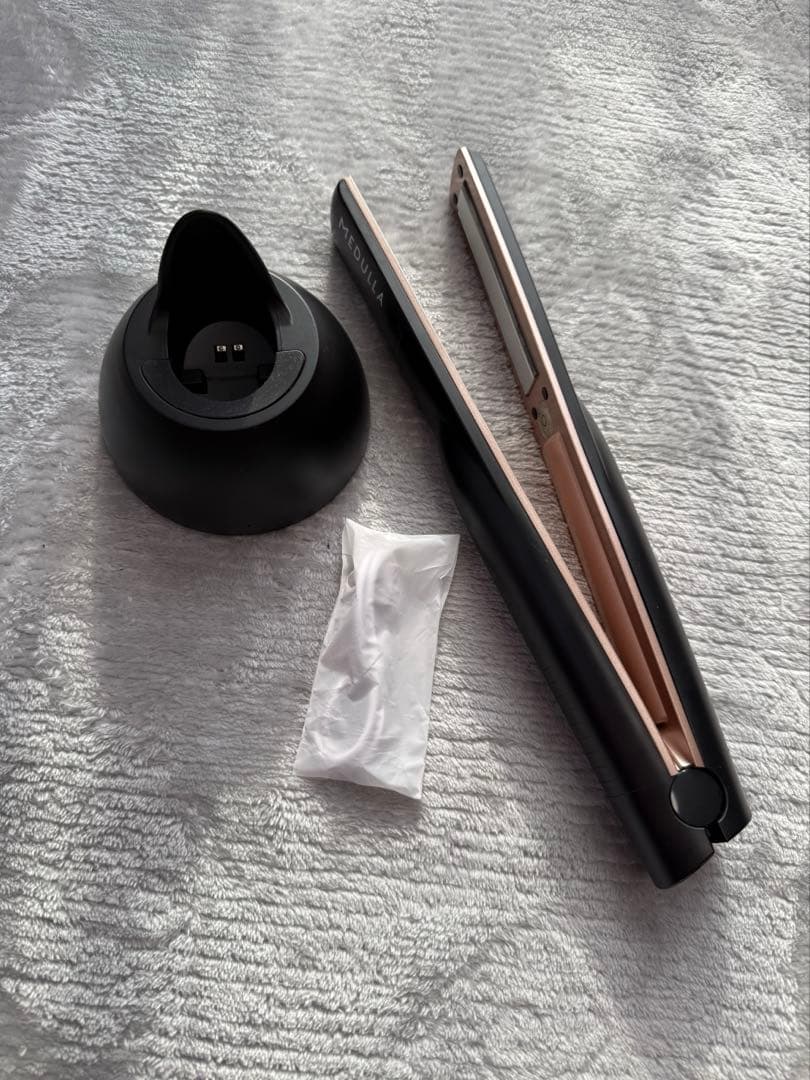 MEDULLA 超音波ストレートアイロン