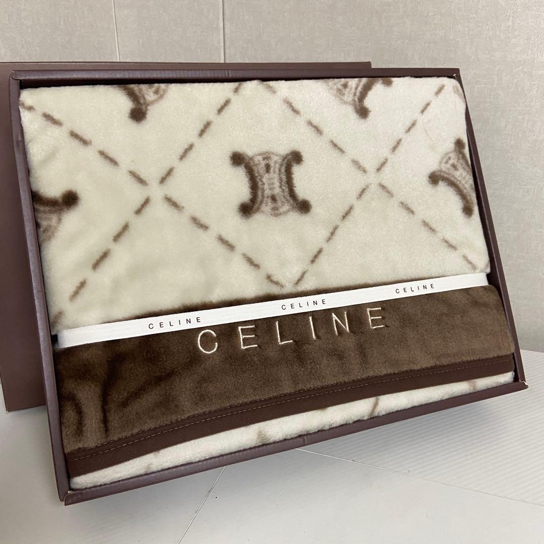 新品・未使用⭐️セリーヌ　CELINE ハーフケット　140×100cm