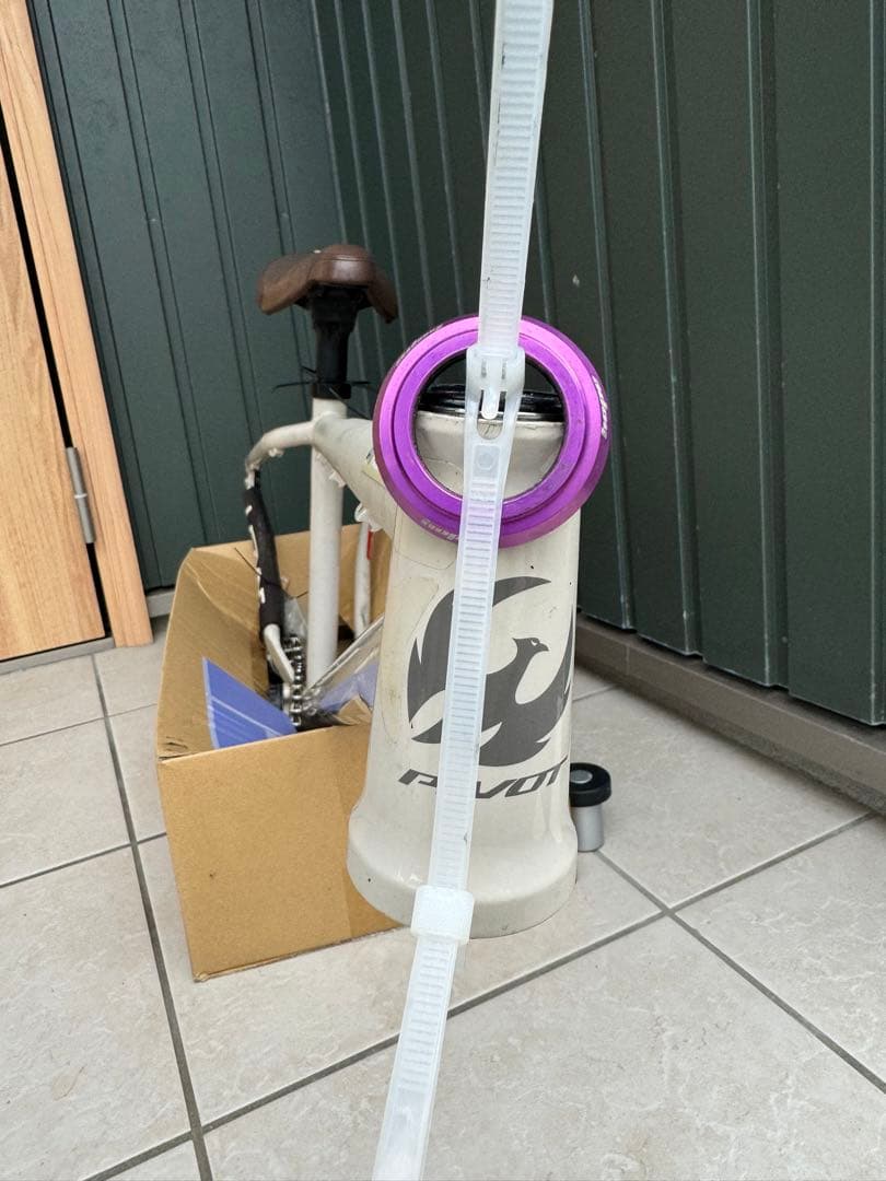 【最終12月末まで】PIVOT POINT V2 フレーム