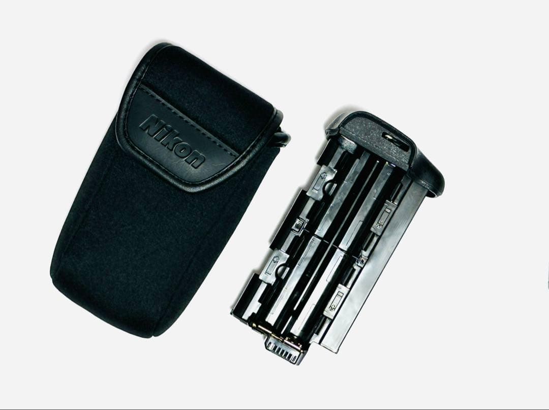 ☆撮影数220回以下☆Nikon D7200ボディマルチパックセットMB-D15