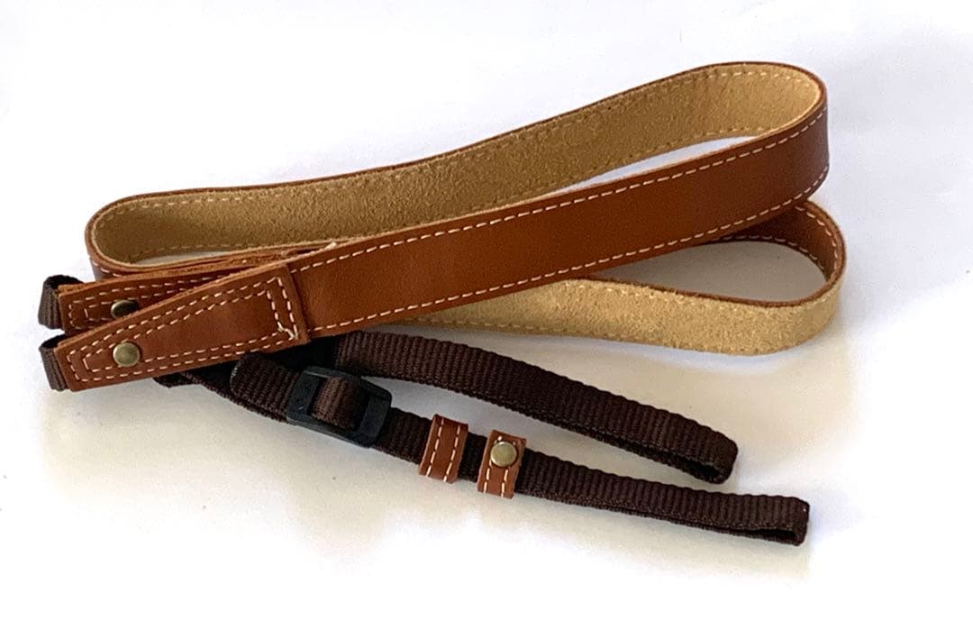 ☆撮影数220回以下☆Nikon D7200ボディマルチパックセットMB-D15