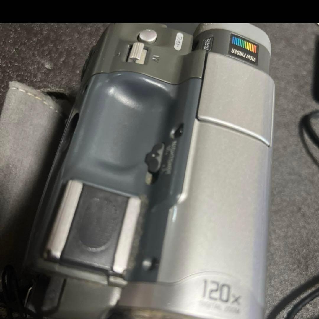 Sony Handycam ビデオカメラ DCR-TRV33