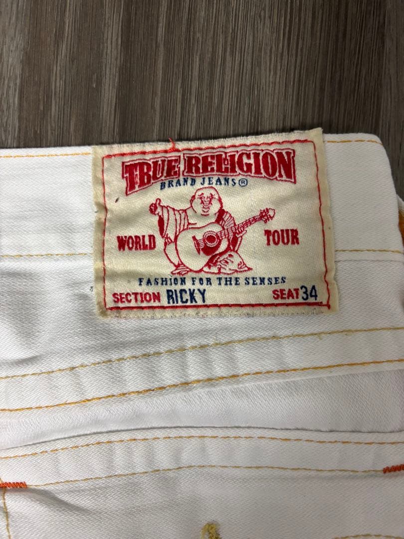 TRUE RELIGION ホワイトデニム　28