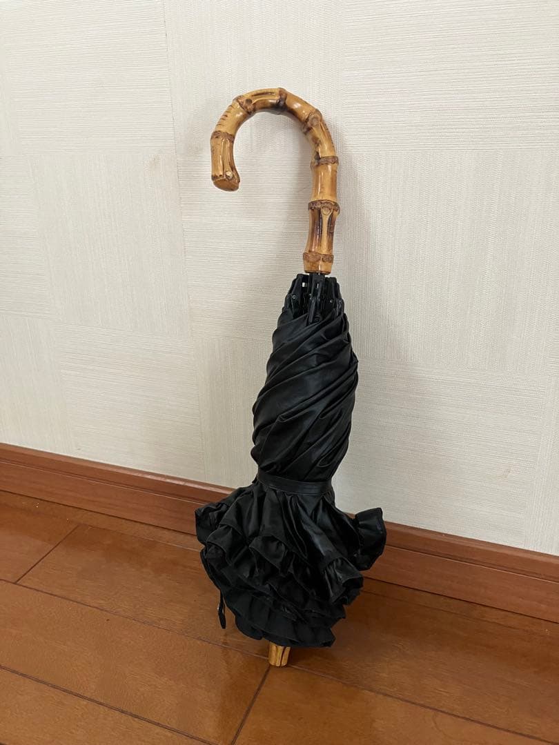 【お値下げ】サンバリア100 2段折 / フリル/持ち手バンブー