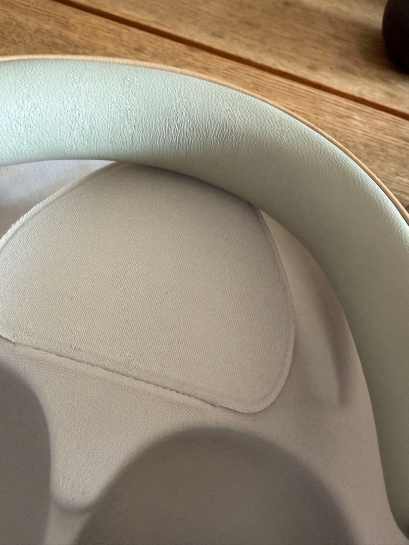 週末限定オークションBowers & Wilkins Px8 ヘッドホン　タン