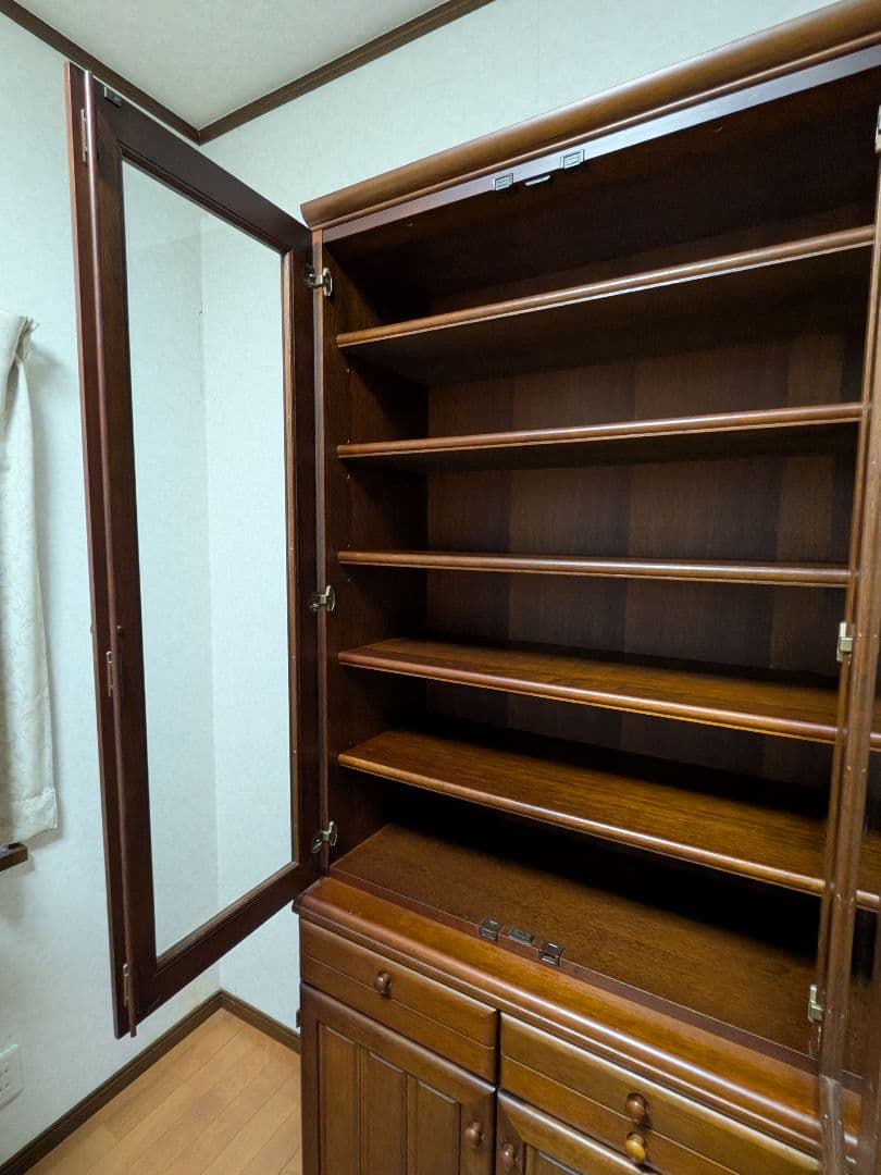 マルニ　食器棚