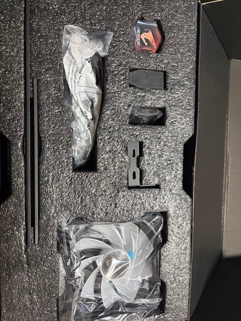 グラフィックボード・グラボ・ビデオカード RTX5090 Gigabyte Aorus master