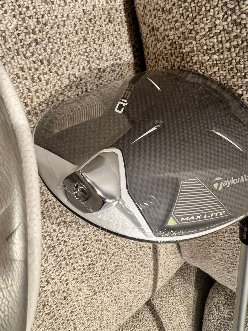 新品未使用　保証書付　Qi35 ドライバー　テーラーメイド　TaylorMade