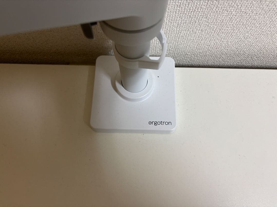 ergotron NXモニターアーム　ホワイト