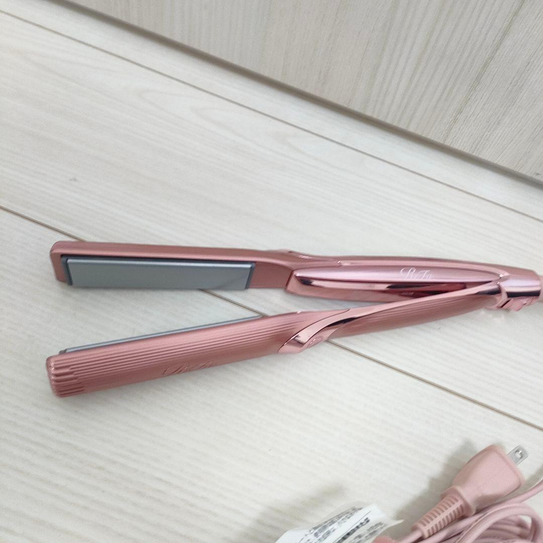 【極美品】リファ RE-AT-05A ピンク ストレートアイロン プロ ReFa