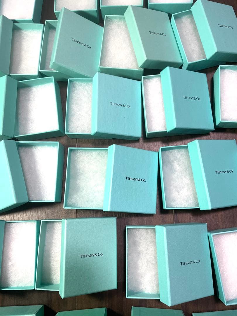 Tiffany & Co. ギフトボックスセット24個 50%割引セール中