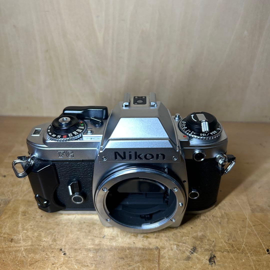 Nikon FG プログラムニコン　シルバーボディー　完動稀に見る美品