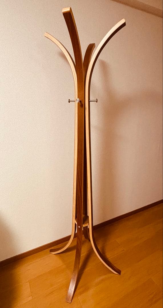 ACTUS取扱　プライウッドコートハンガー