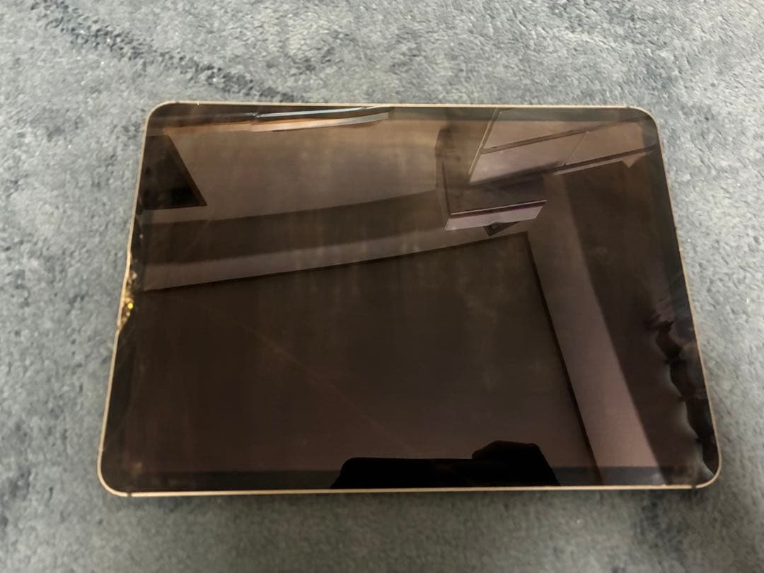 iPad (第9世代) スペースグレー Smart Keyboard付き