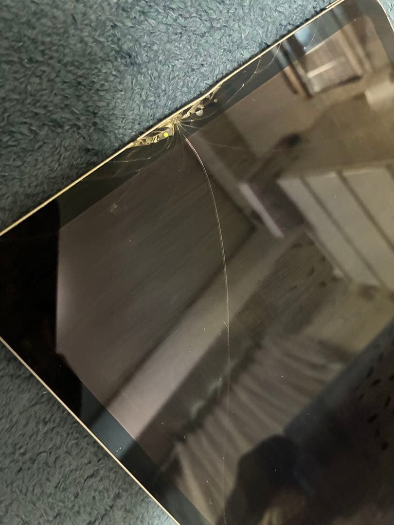 iPad (第9世代) スペースグレー Smart Keyboard付き